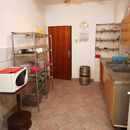 And With Wifi Podaca, Makarska - 2613 Gasthof 3*